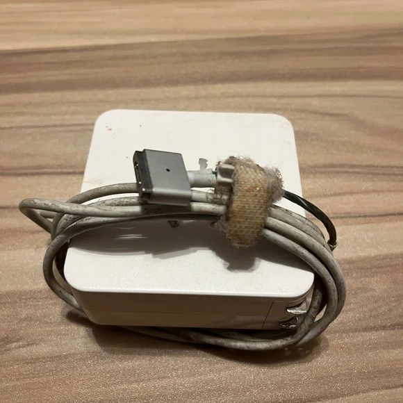 Computer Charger - Picture 7 of 16